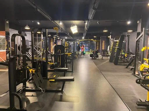 Equipment at FitFlix Marathahalli